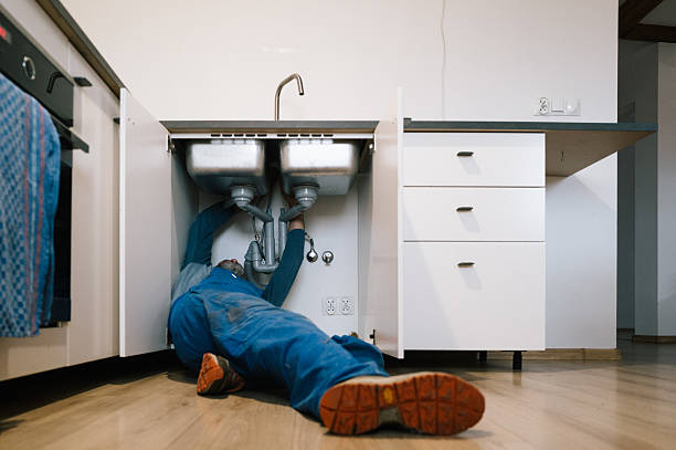 Professional Leak Detection technician working in Winston, GA